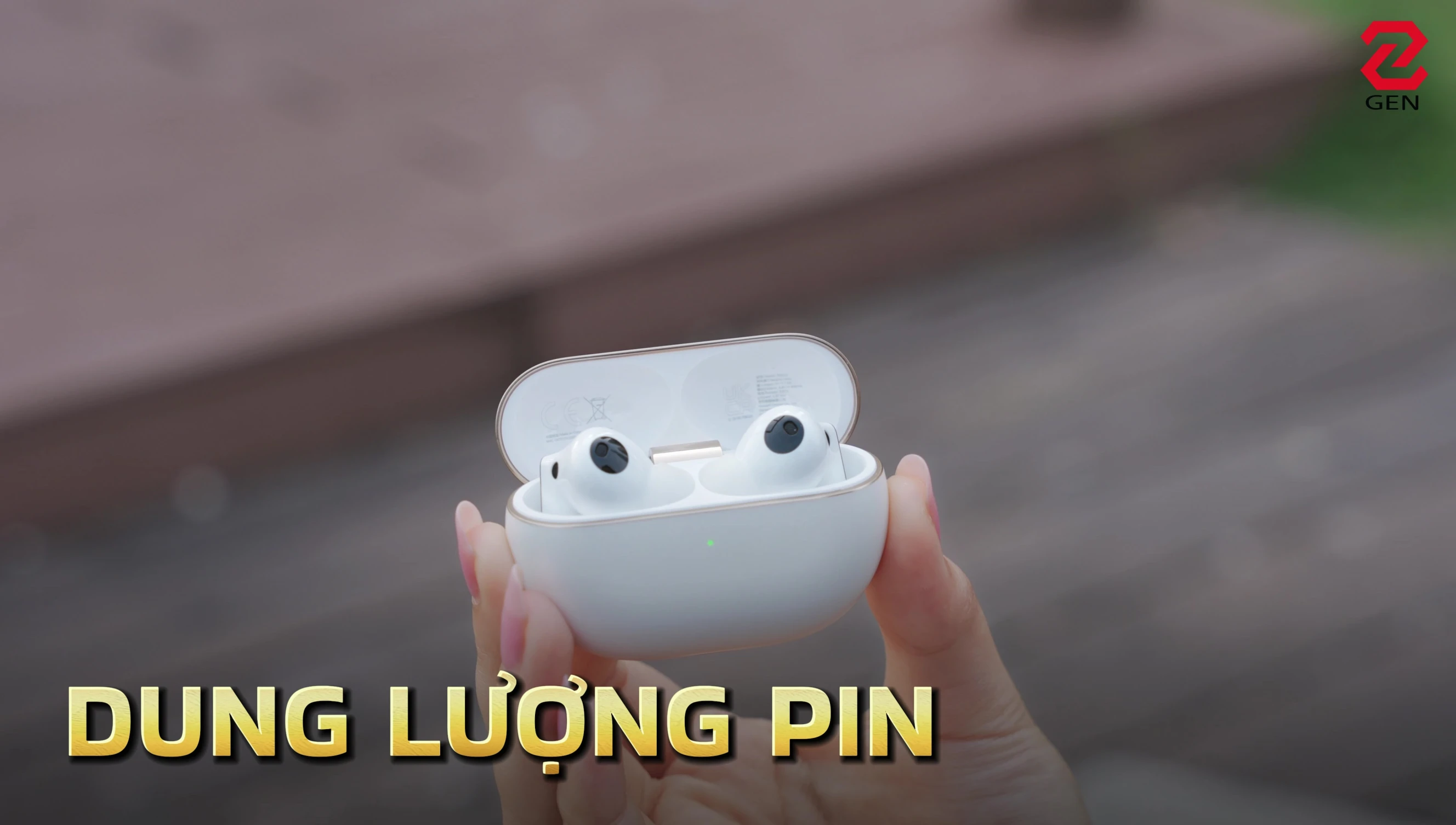 Thông tin về thời lượng pin của tai nghe.