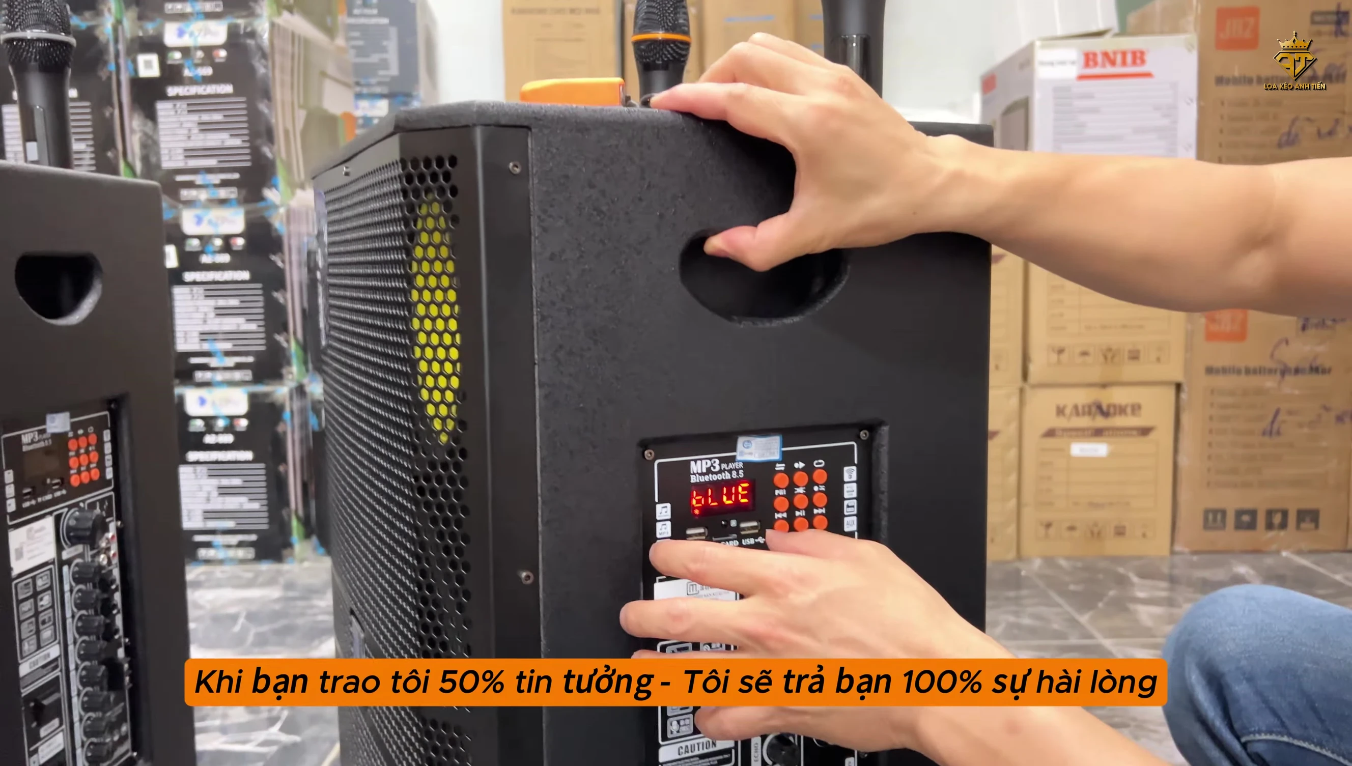 Phụ kiện đi kèm