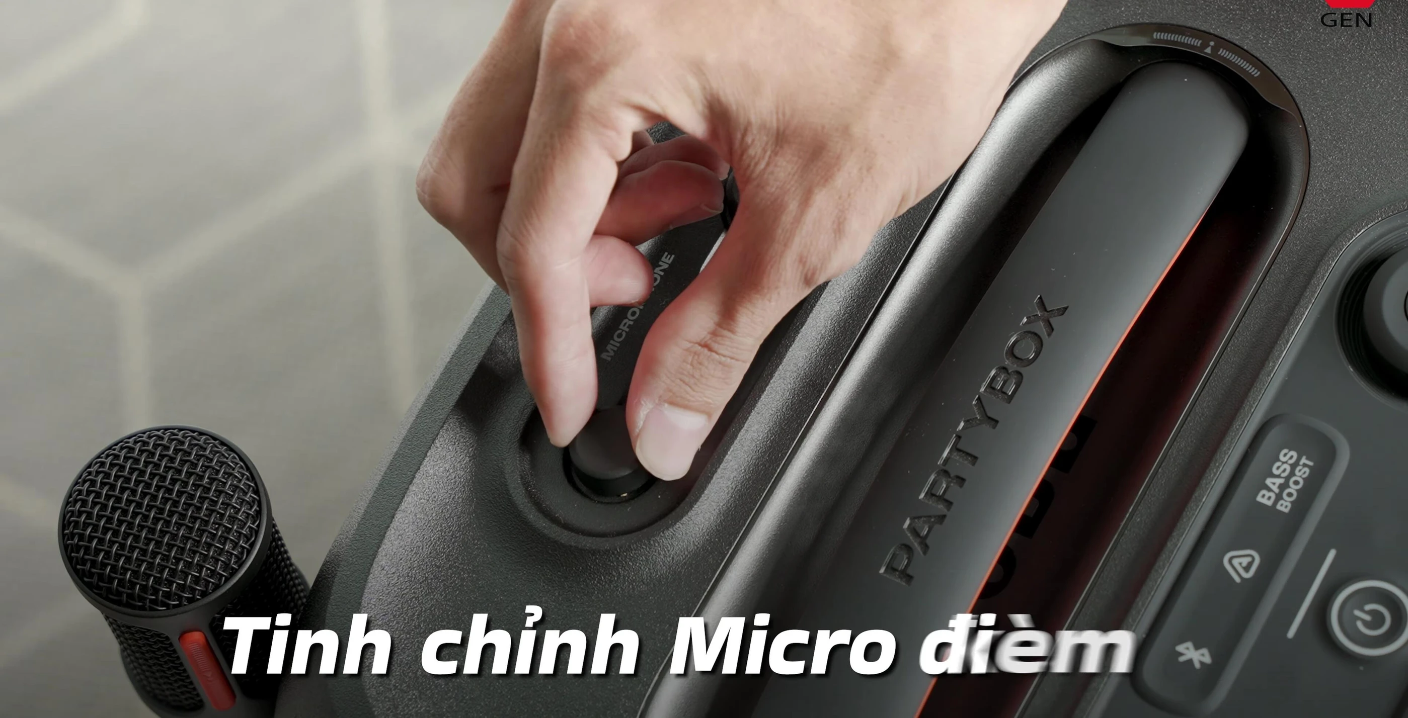 Ảnh cận cảnh bảng điều khiển phía dưới dành cho micro karaoke