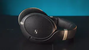 Sennheiser HD 550 vs HD 505: So sánh chi tiết, đâu là lựa chọn hoàn hảo?