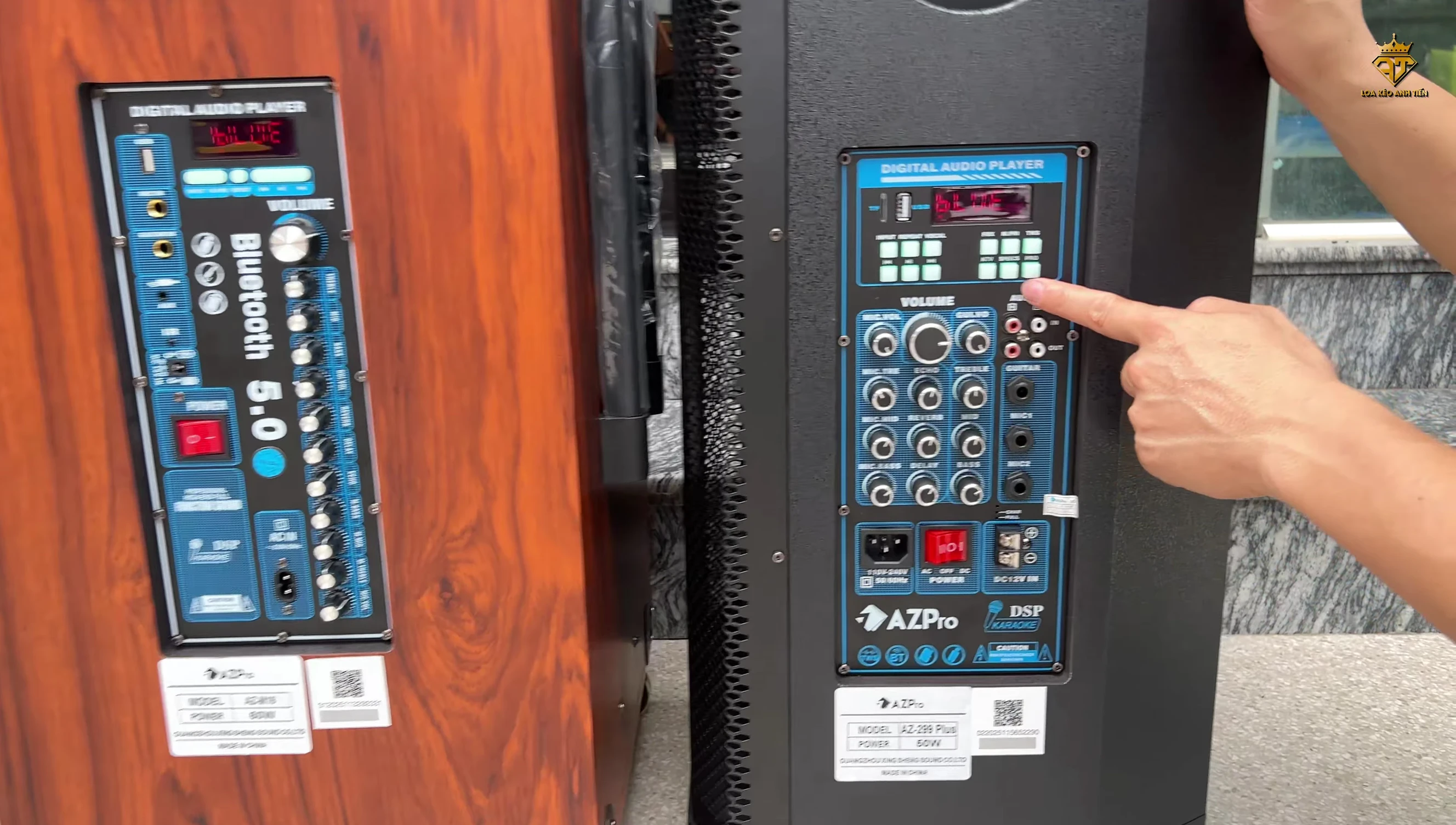 Các nút chỉnh và cổng kết nối trên loa AZ299 Plus